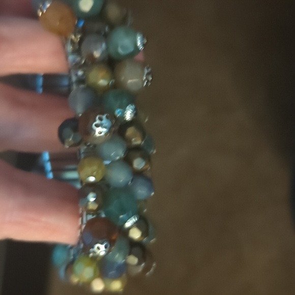 Multicolor Beaded Bracelet - Picture 3 of 4